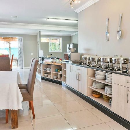 Al-Beit Lodge Port Elizabeth Bagian luar foto